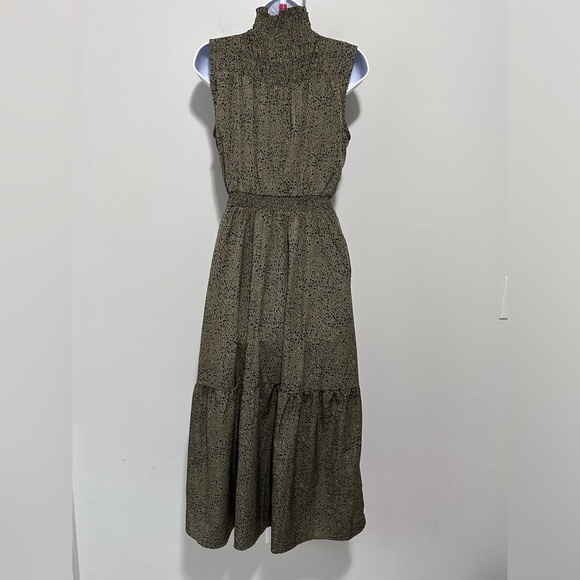 THML Smocked Neck Animal Print MIDI Dress - Picture 6 of 8